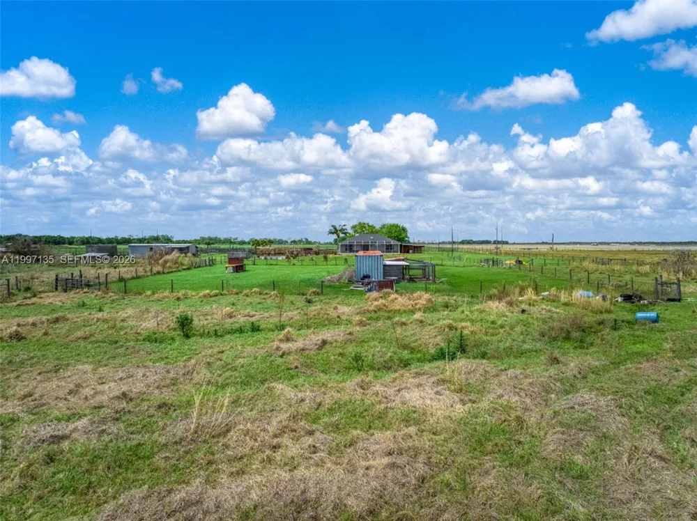 615 Graham Dairy Rd Other City - In The State Of Florida, FL 33960
