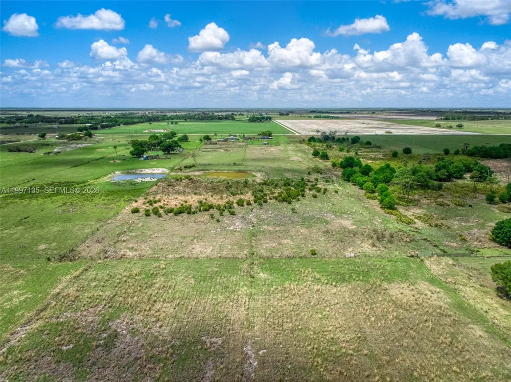 615 Graham Dairy Rd Other City - In The State Of Florida, FL 33960