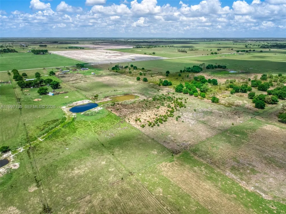 615 Graham Dairy Rd Other City - In The State Of Florida, FL 33960