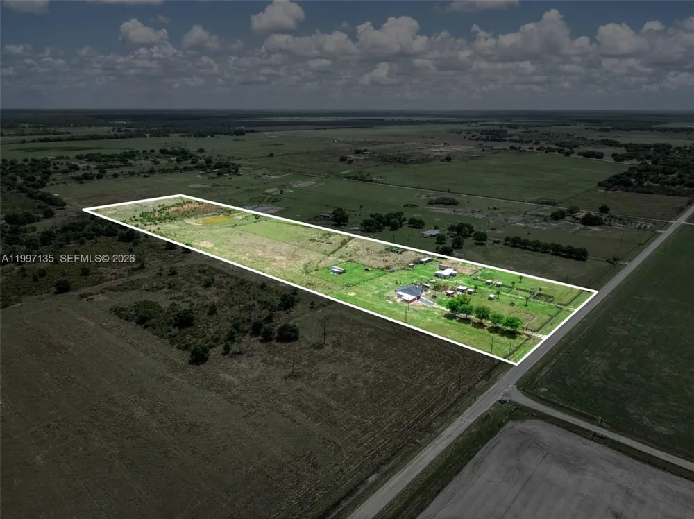 615 Graham Dairy Rd Other City - In The State Of Florida, FL 33960
