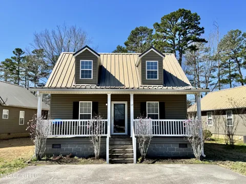 17 Pearl Parkway