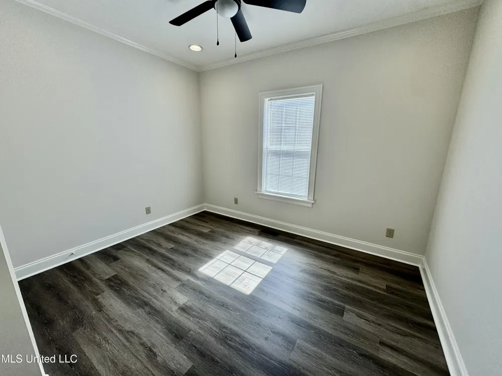 17 Pearl Parkway Iuka, MS 38852