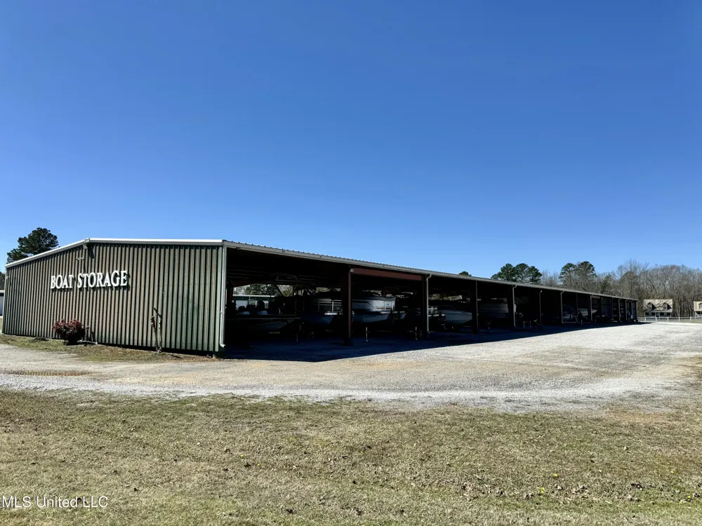 17 Pearl Parkway Iuka, MS 38852
