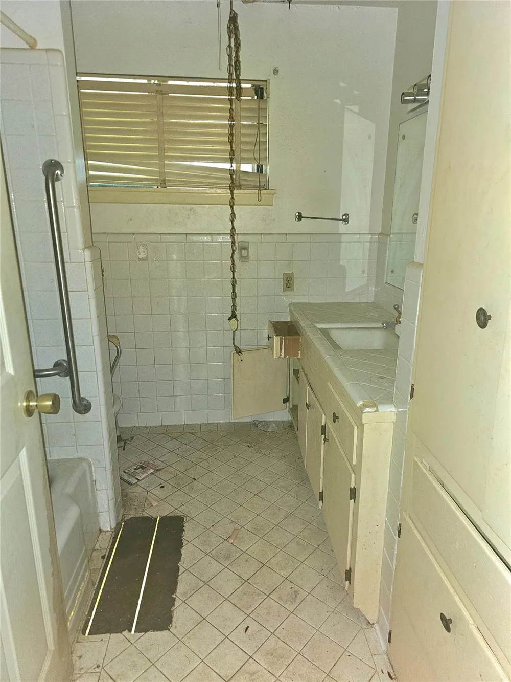 8431 Dover Street Houston, TX 77061