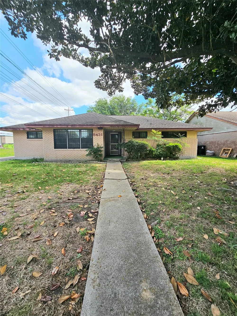 8431 Dover Street Houston, TX 77061