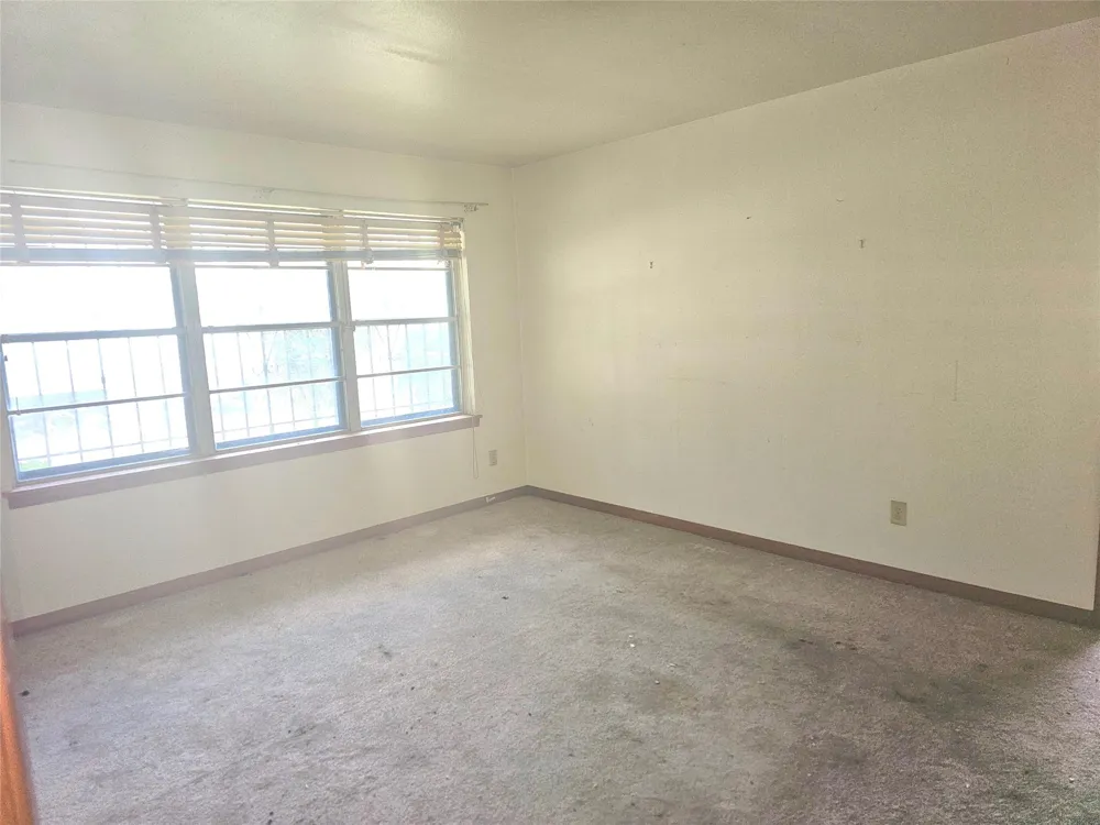8431 Dover Street Houston, TX 77061