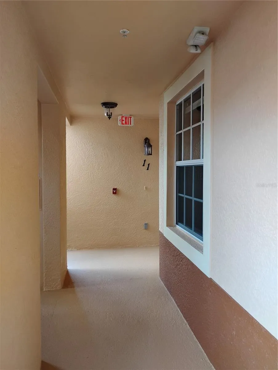 1761 AUBURN LAKES DRIVE #11 Venice, FL 34292