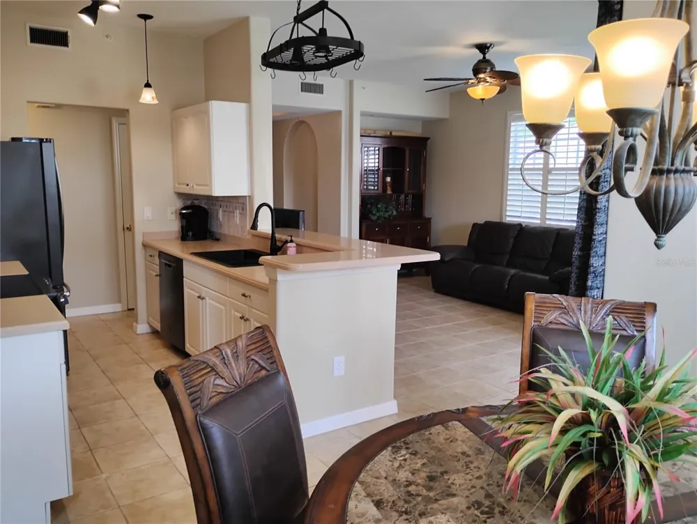 1761 AUBURN LAKES DRIVE #11 Venice, FL 34292