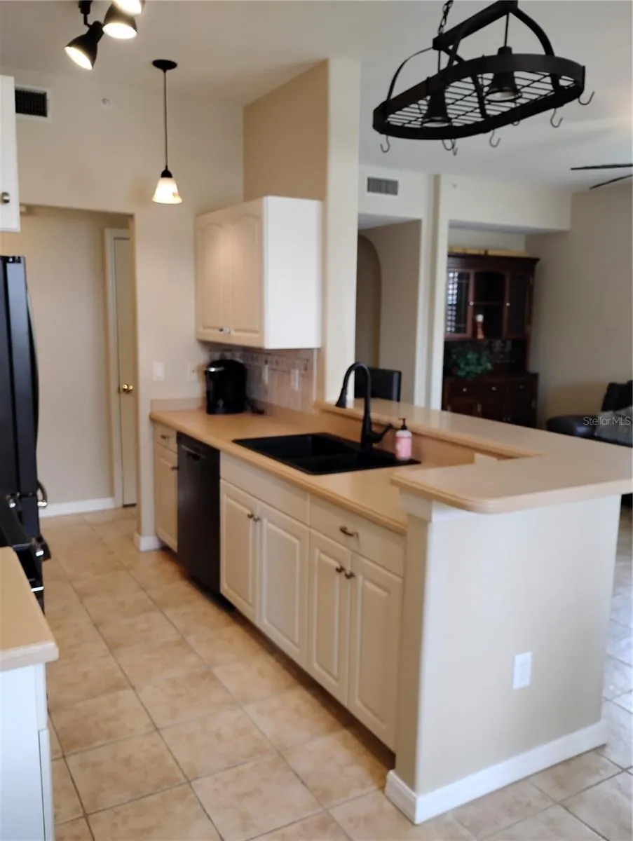 1761 AUBURN LAKES DRIVE #11 Venice, FL 34292