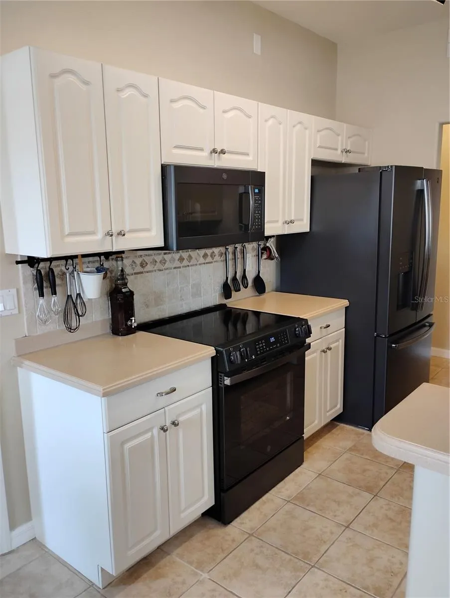 1761 AUBURN LAKES DRIVE #11 Venice, FL 34292