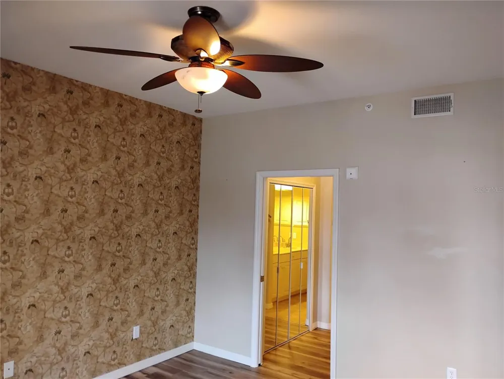 1761 AUBURN LAKES DRIVE #11 Venice, FL 34292