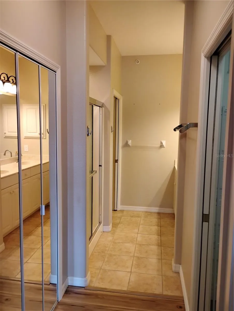 1761 AUBURN LAKES DRIVE #11 Venice, FL 34292