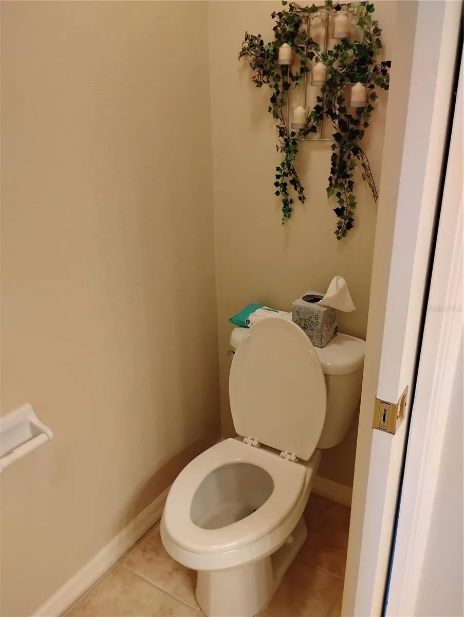 1761 AUBURN LAKES DRIVE #11 Venice, FL 34292