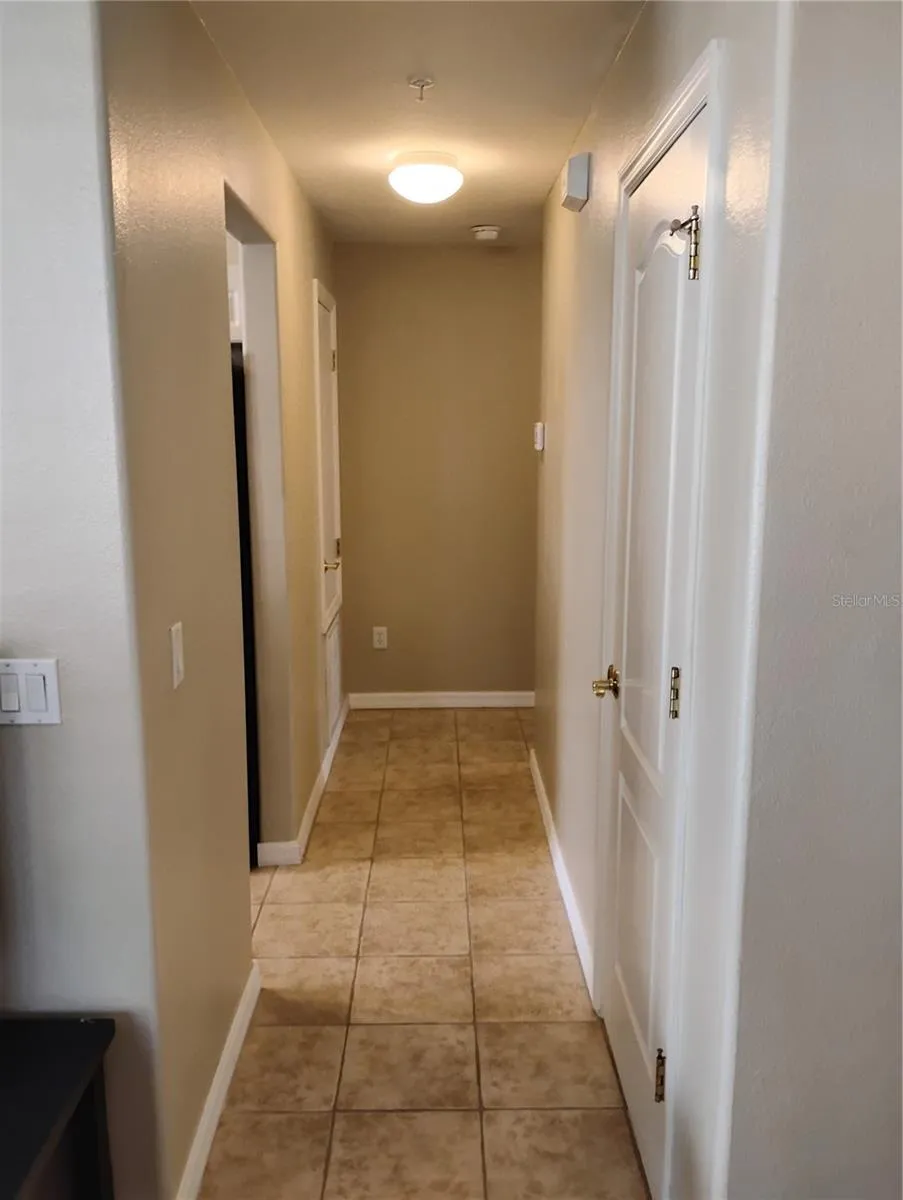 1761 AUBURN LAKES DRIVE #11 Venice, FL 34292