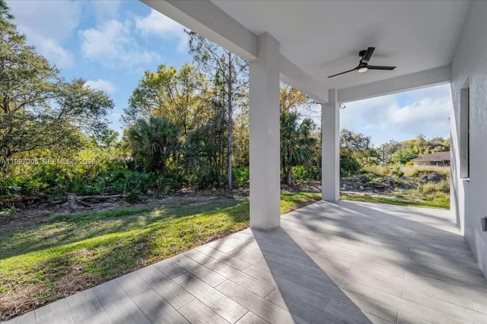 1504 E 6th Lehigh Acres, FL 33972
