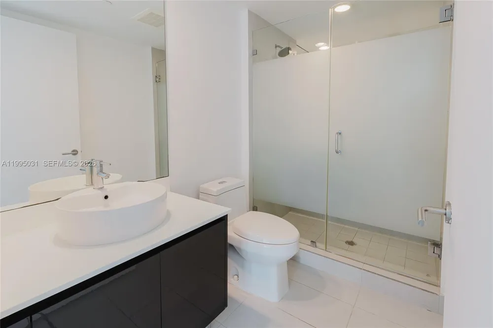 31 SE 6th St #1906 Miami, FL 33131
