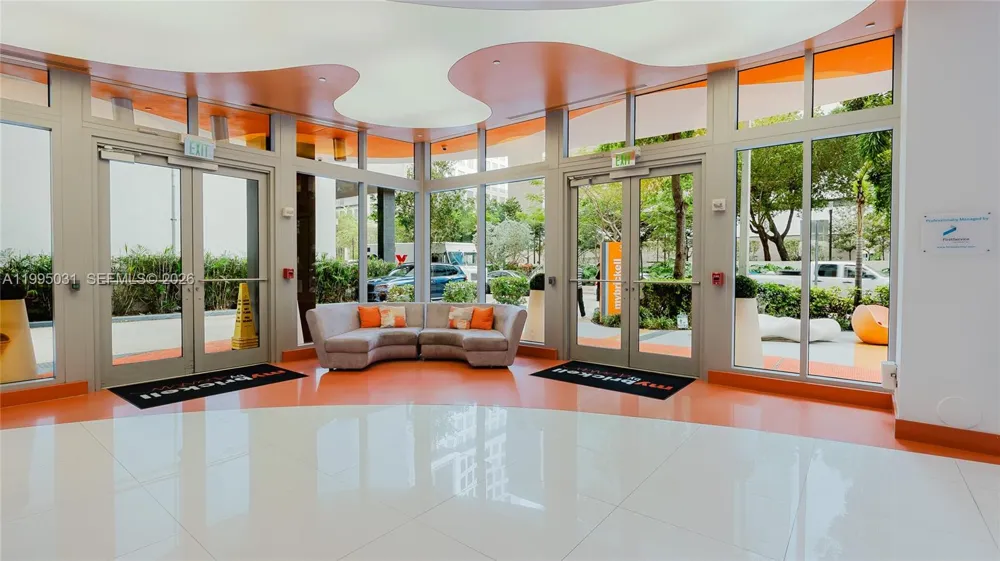 31 SE 6th St #1906 Miami, FL 33131