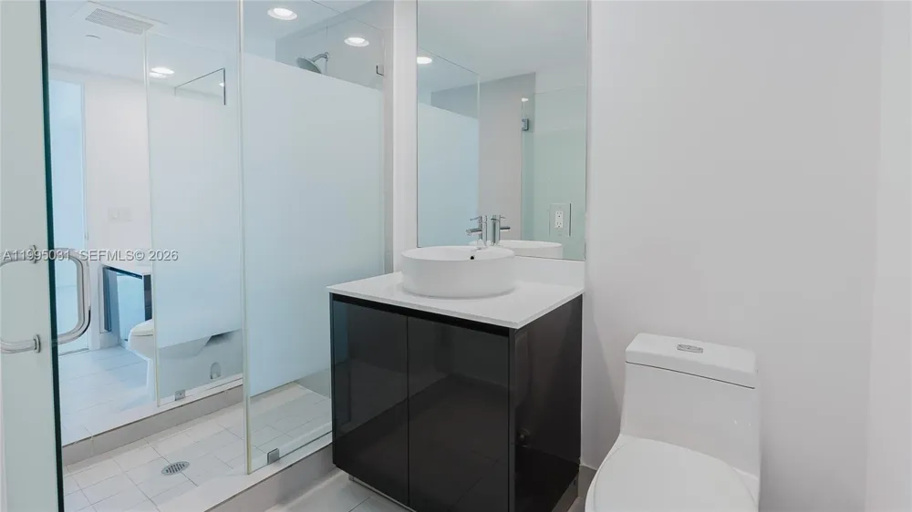 31 SE 6th St #1906 Miami, FL 33131