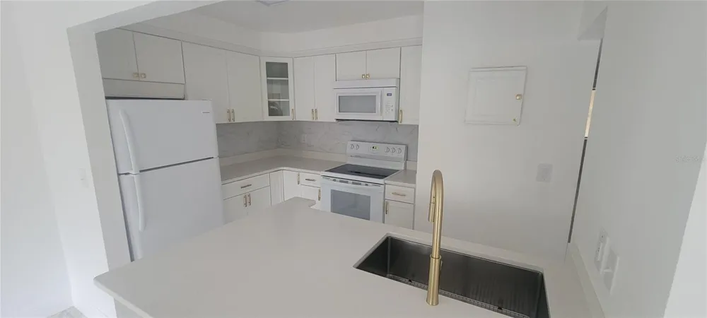 100 SWEETGUM WOODS COURT #8D Deltona, FL 32725