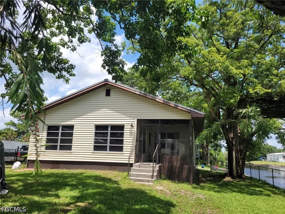 Gulf Street Moore Haven, FL 33471