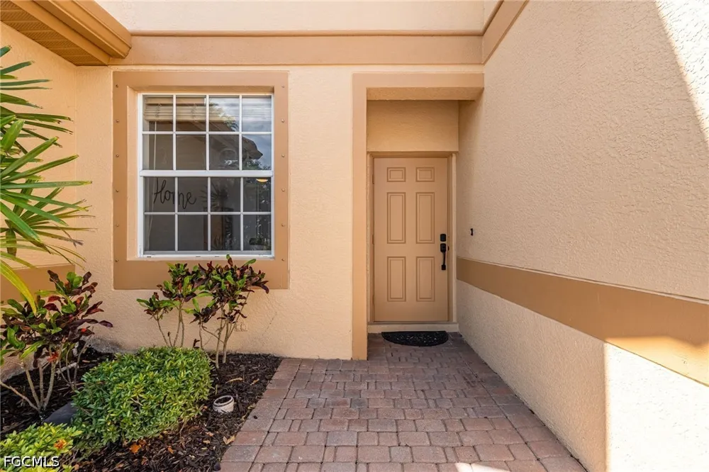 Lake Sawgrass Loop #4612 Fort Myers, FL 33907