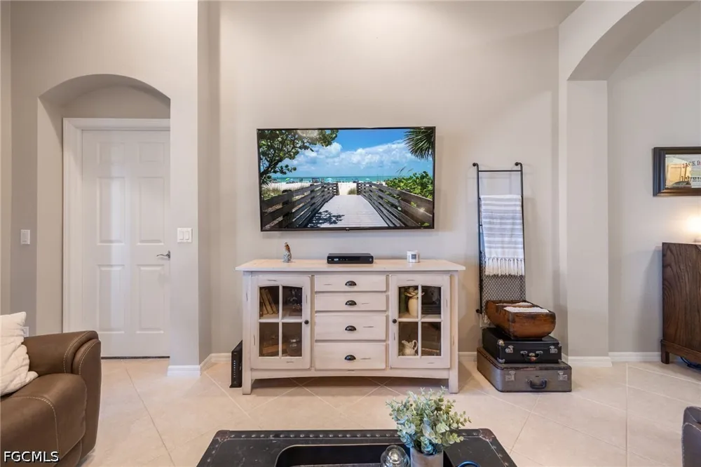 Lake Sawgrass Loop #4612 Fort Myers, FL 33907