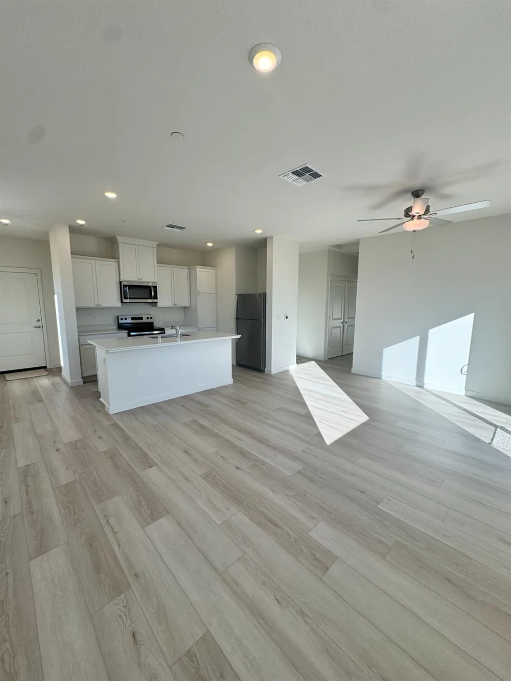 2195 Palmer Drive Linda, CA 95901