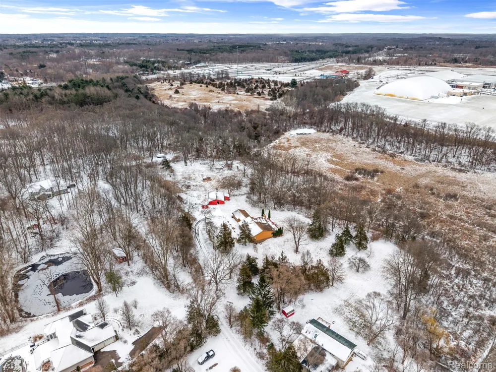 9130 Bayfield Lane Green Oak Township, MI 48116