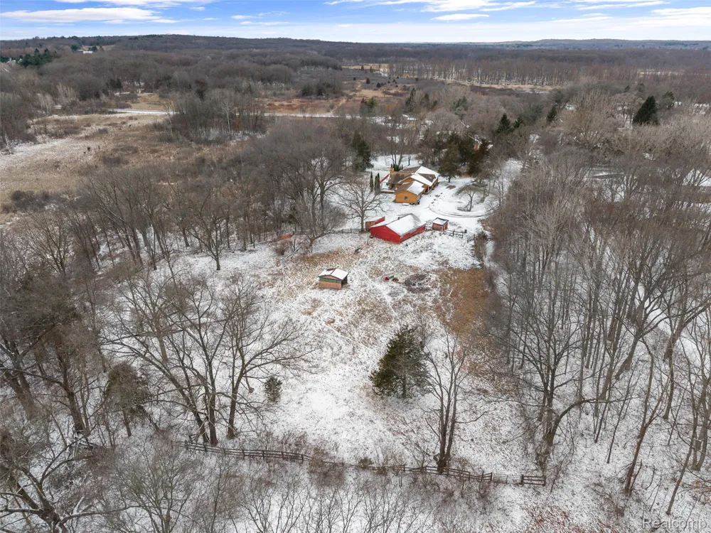 9130 Bayfield Lane Green Oak Township, MI 48116