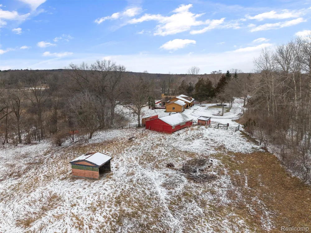 9130 Bayfield Lane Green Oak Township, MI 48116