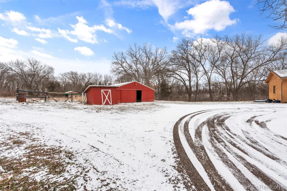 9130 Bayfield Lane Green Oak Township, MI 48116