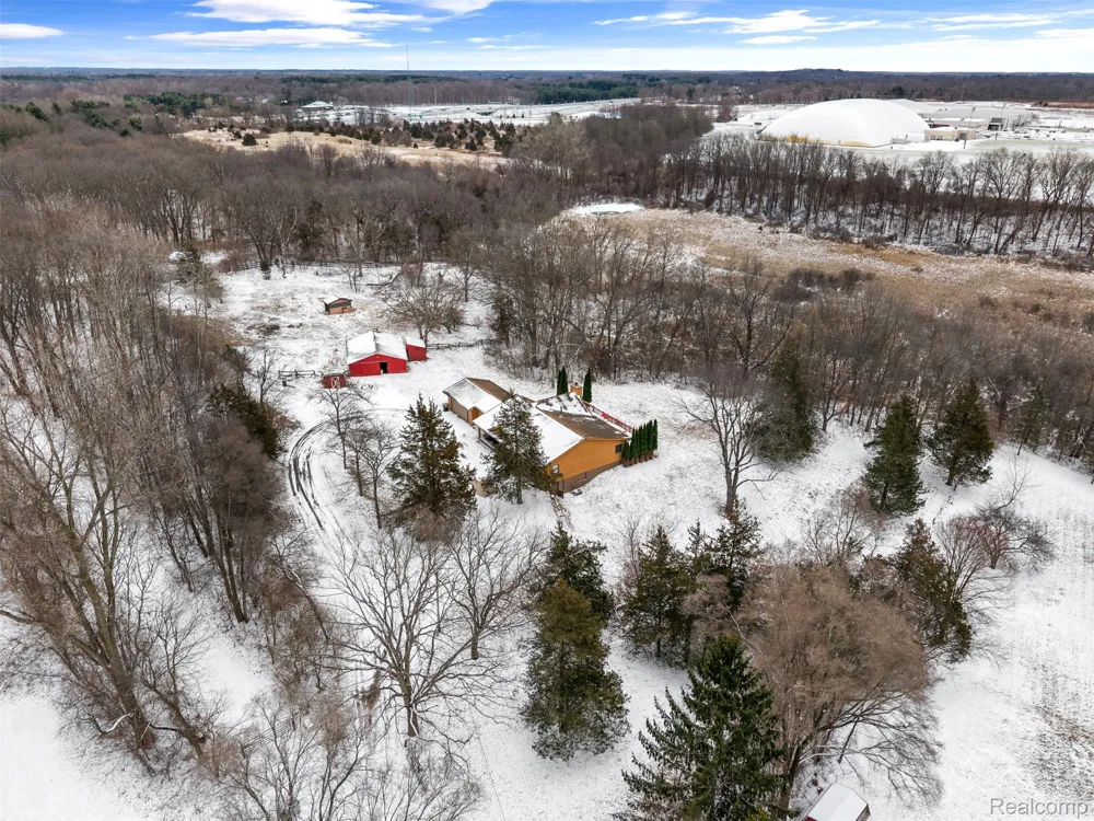 9130 Bayfield Lane Green Oak Township, MI 48116