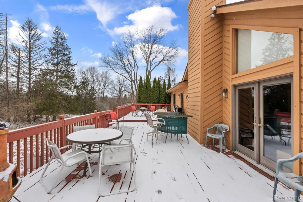 9130 Bayfield Lane Green Oak Township, MI 48116