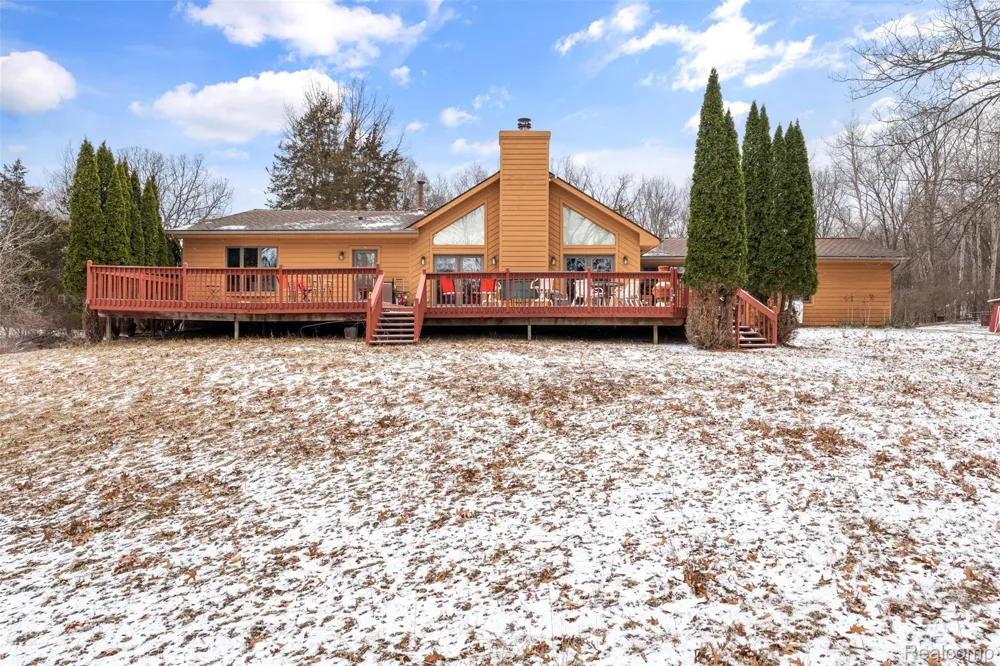 9130 Bayfield Lane Green Oak Township, MI 48116