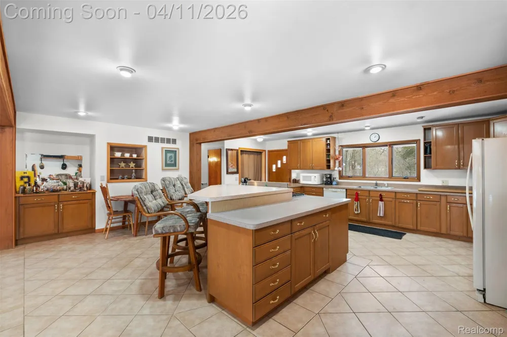 9130 Bayfield Lane Green Oak Township, MI 48116