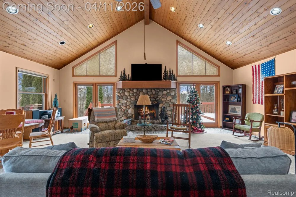 9130 Bayfield Lane Green Oak Township, MI 48116