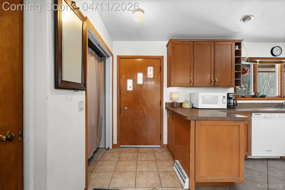 9130 Bayfield Lane Green Oak Township, MI 48116