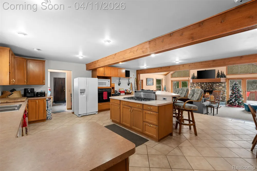 9130 Bayfield Lane Green Oak Township, MI 48116