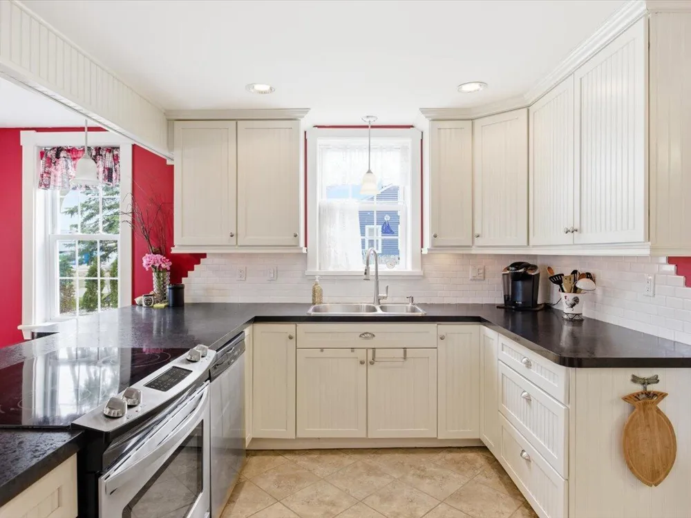 119 Union Street Port Austin Township, MI 48467