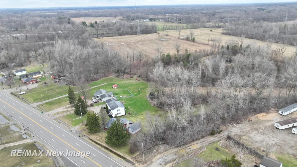 13280 Saginaw Road Vienna Charter Township, MI 48420
