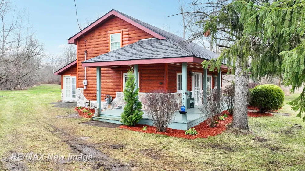 13280 Saginaw Road Vienna Charter Township, MI 48420