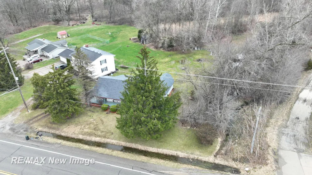 13280 Saginaw Road Vienna Charter Township, MI 48420