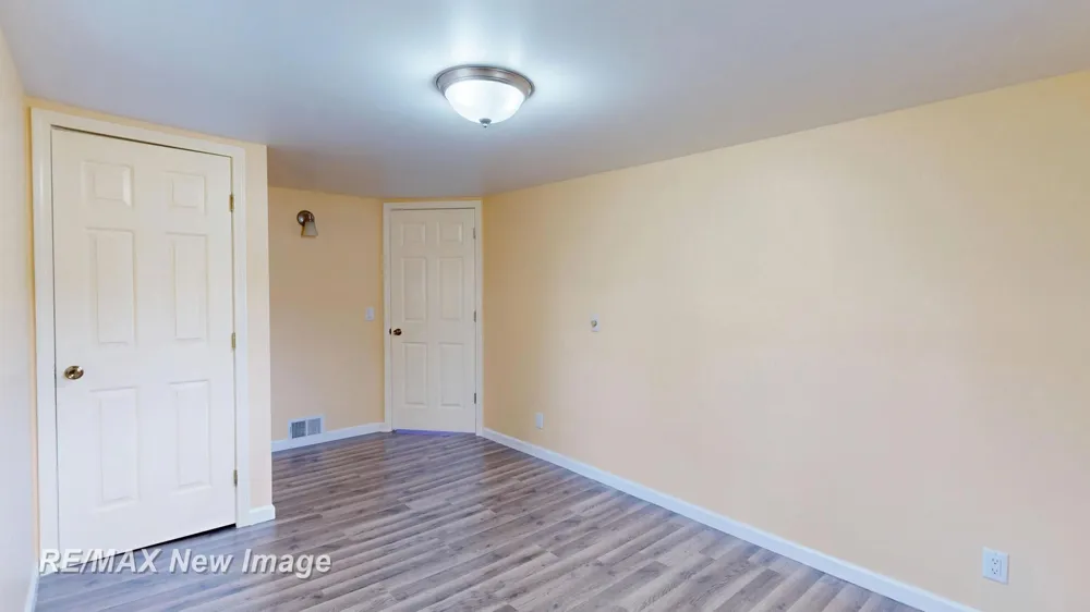 13280 Saginaw Road Vienna Charter Township, MI 48420