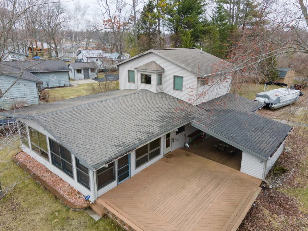 9471 Peninsula Drive Morton Township, MI 49332
