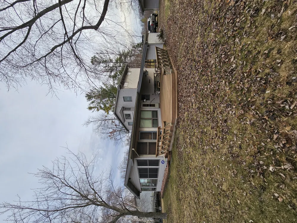 9471 Peninsula Drive Morton Township, MI 49332