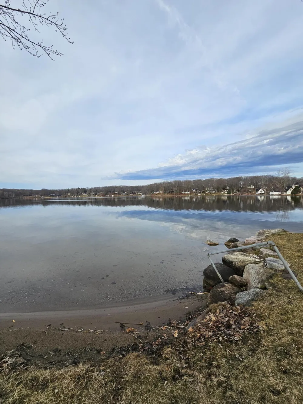 9471 Peninsula Drive Morton Township, MI 49332