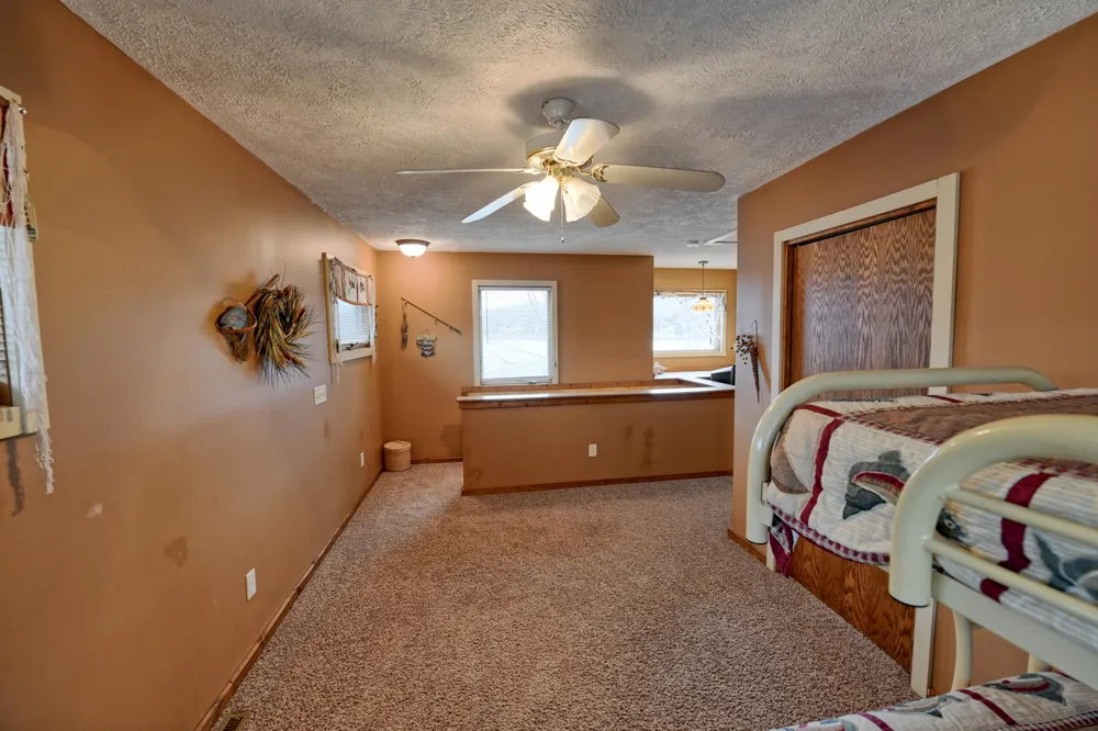 9471 Peninsula Drive Morton Township, MI 49332