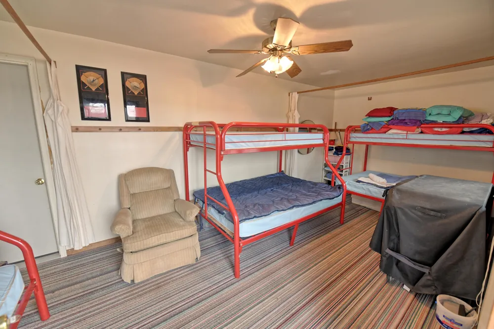 9471 Peninsula Drive Morton Township, MI 49332
