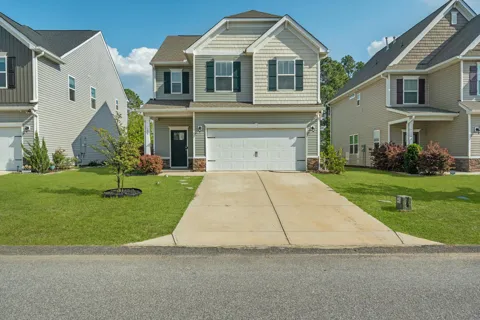 596 Count Fleet Court