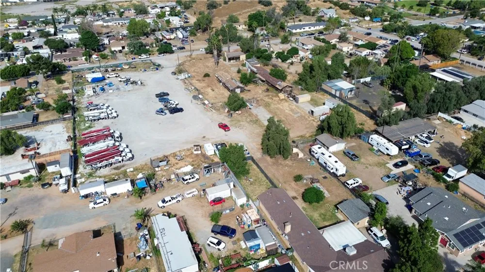 4118 Vernon Jurupa Valley, CA 92509
